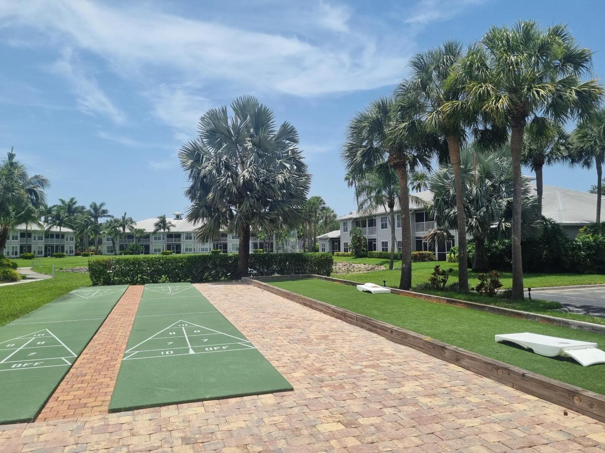 North Naples Stunning 2-Bedroom Plus Den Condo In Greenlinks Resort מראה חיצוני תמונה