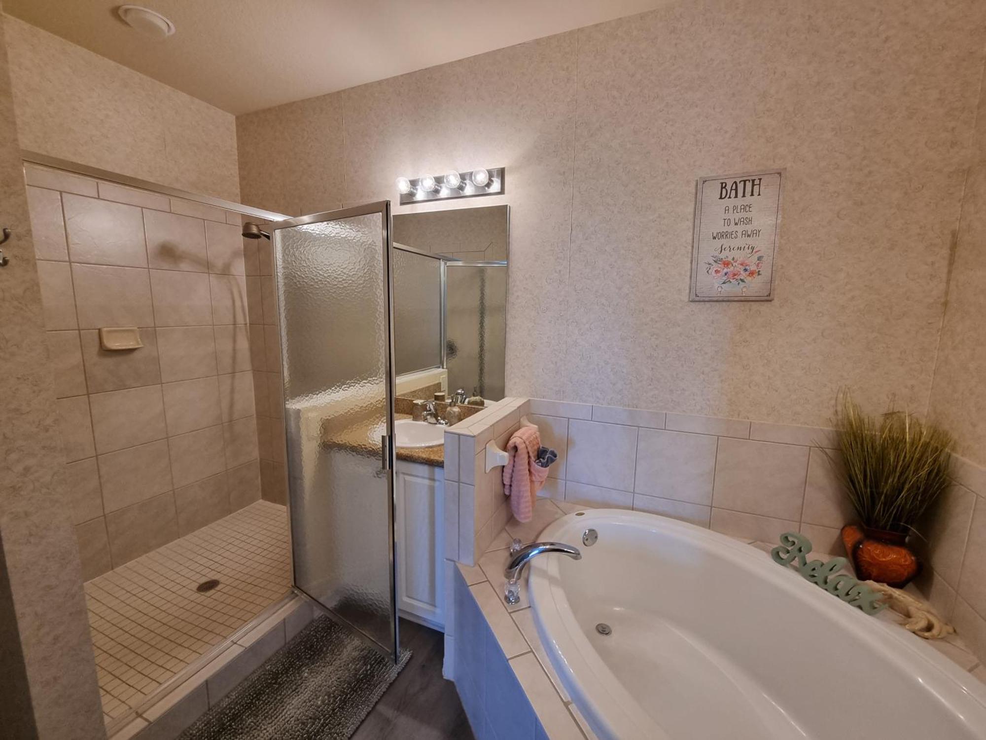 North Naples Stunning 2-Bedroom Plus Den Condo In Greenlinks Resort מראה חיצוני תמונה